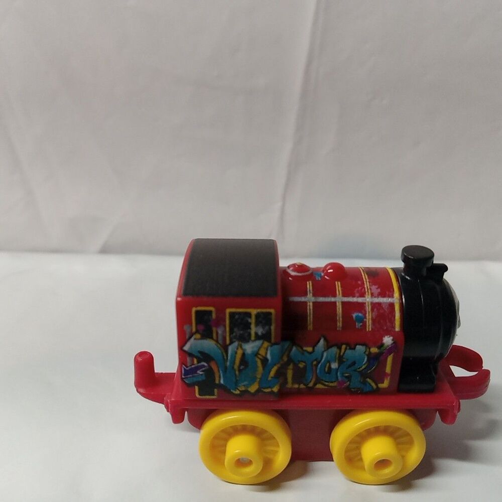 Thomas & Friends Minis Victor Graffiti Miniature Train 2014